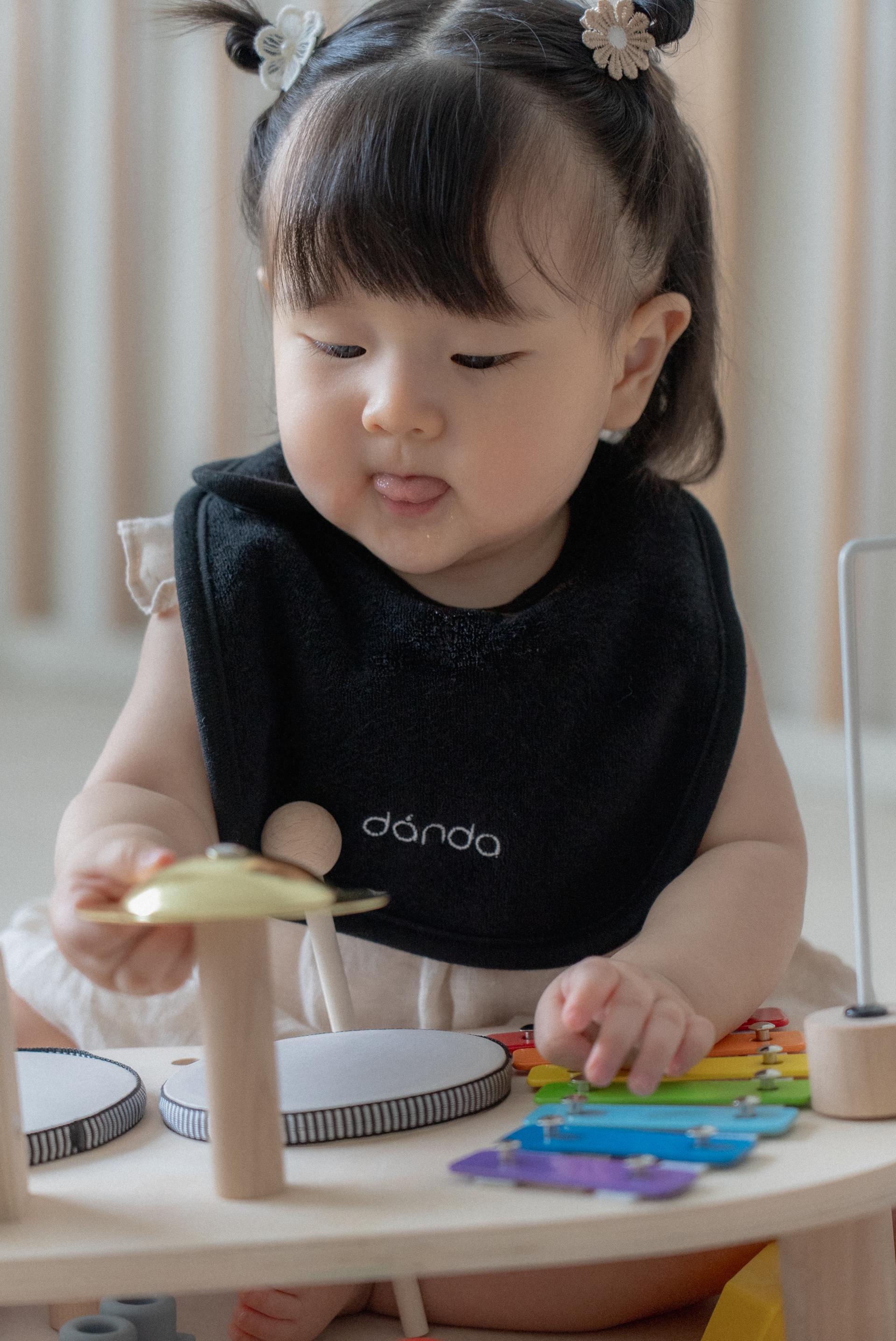 dánda terry bib (단다 테리빕) - black