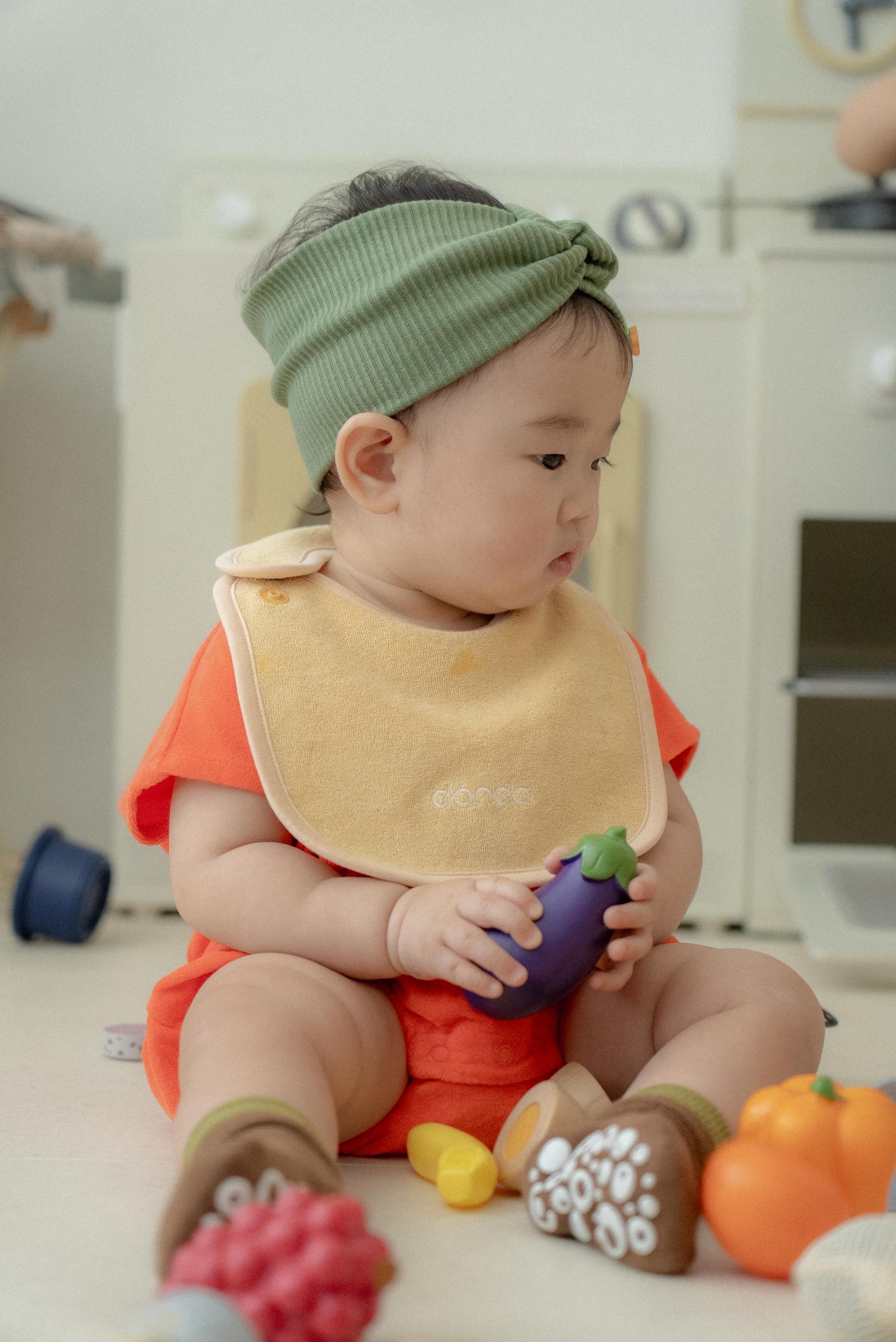 dánda terry bib (단다 테리빕) - deep yellow