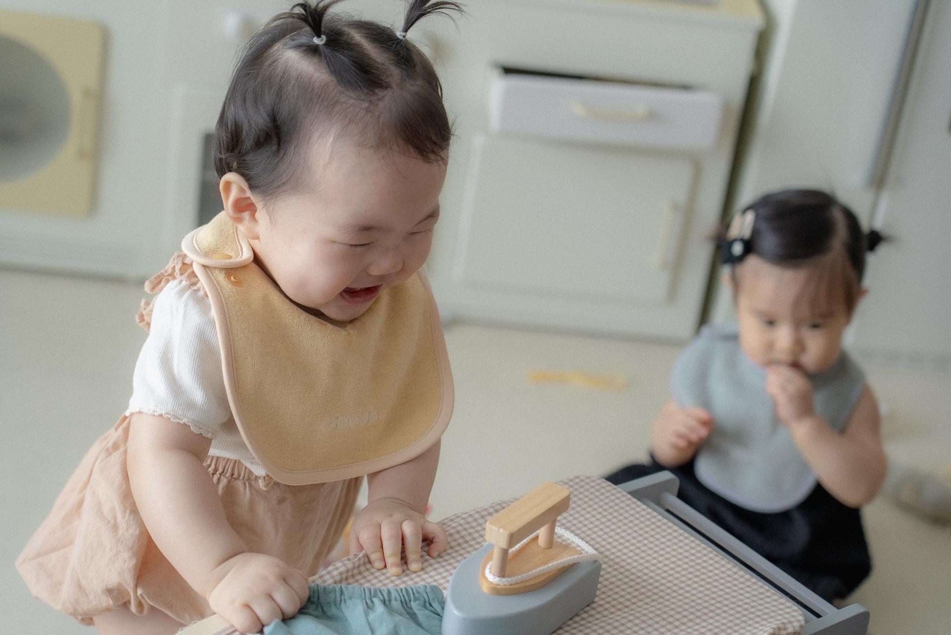 dánda terry bib (단다 테리빕) - deep yellow