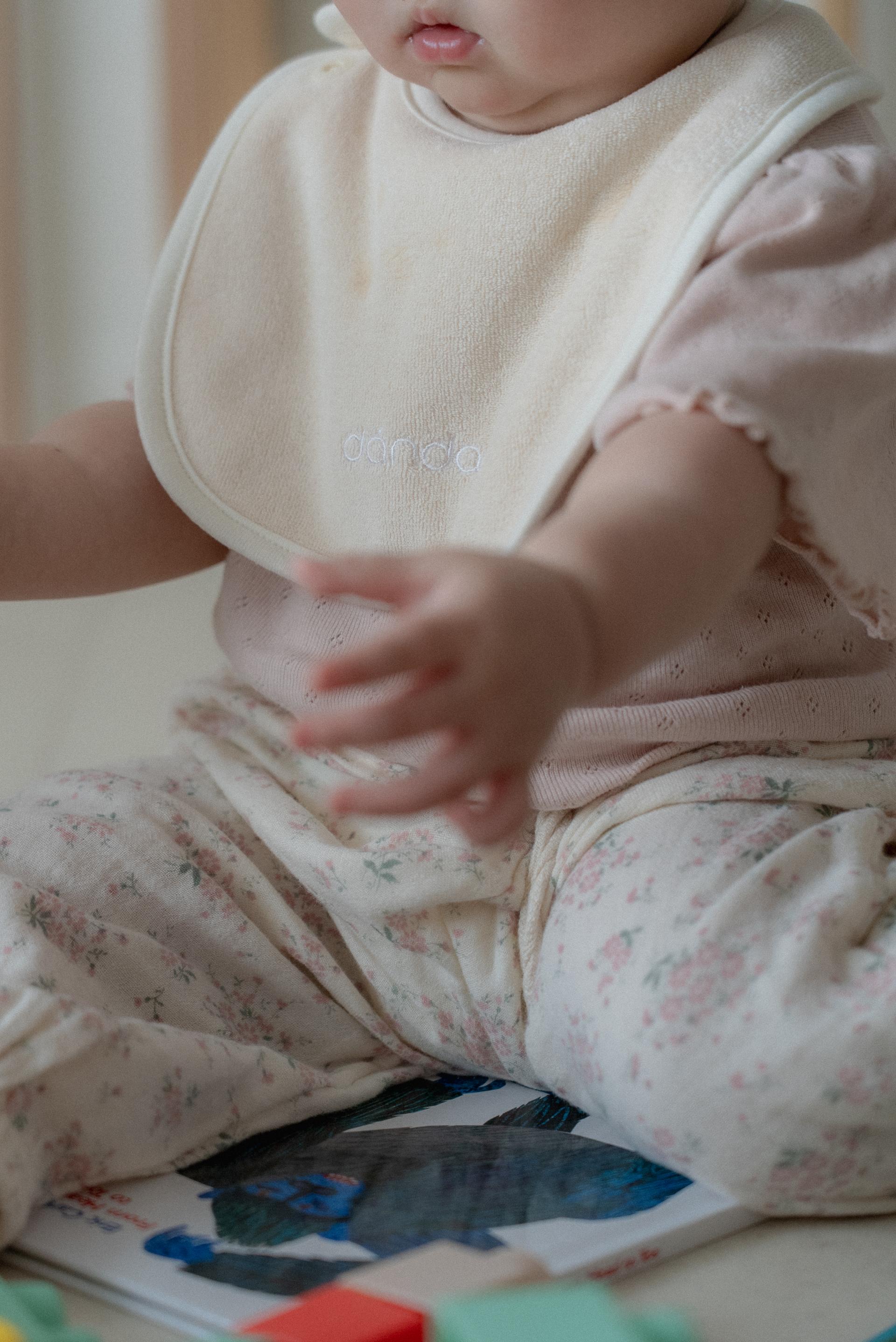 dánda terry bib (단다 테리빕) - cream