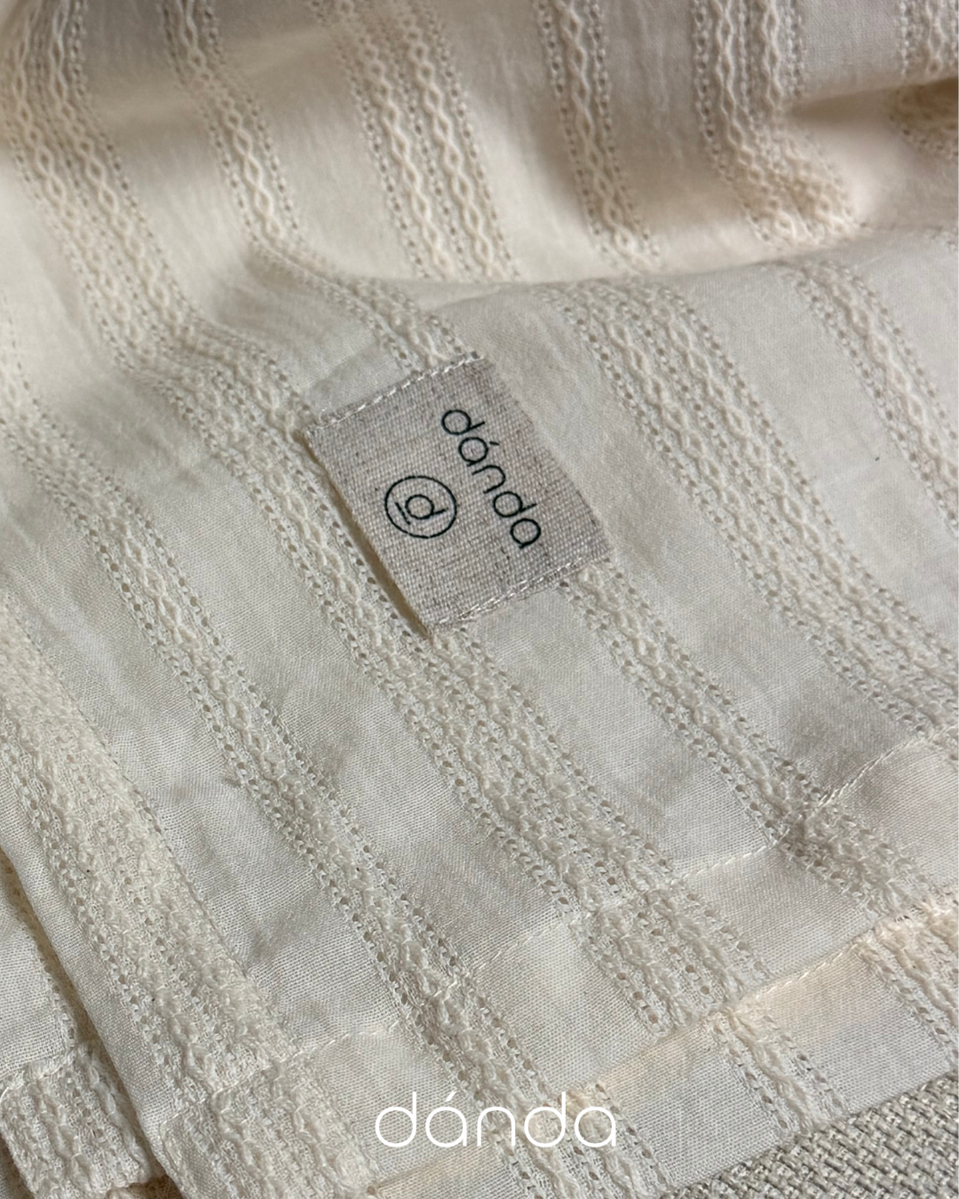 단다 트위스트 블랭킷 (danda twist blanket)